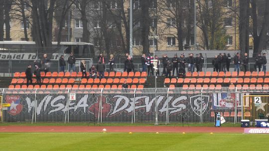 Chrobry podejmuje Wisłę Kraków.