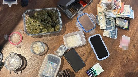 Policja uderza w narkobiznes