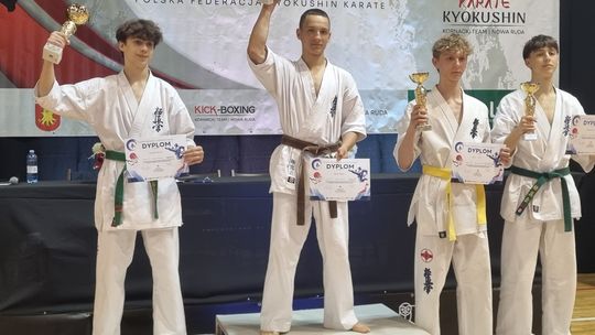 Polkowiccy karatecy wrócili z medalami