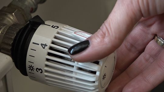 Poranek bez ciepłej wody w części Głogowa. Awaria na osiedlu Piastów Poranek bez ciepłej wody w części Głogowa. Awaria na osiedlu Piastów