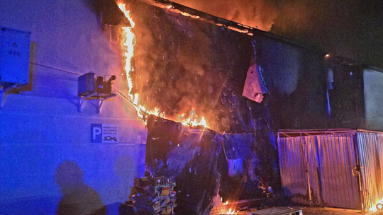 POŻAR MARKETU W POLKOWICACH