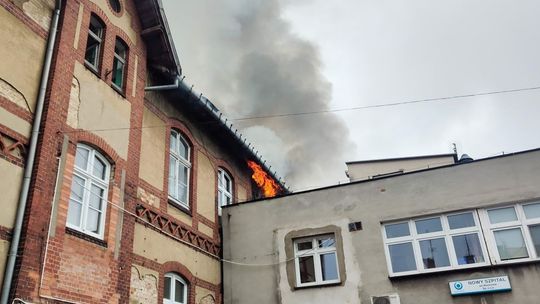Pożar szpitala we Wschowie. Policjanci ewakuowali pacjentów