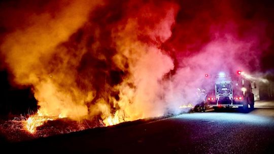 POŻARY W POWIECIE POLKOWICKIM. PODPALACZE GRASUJĄ?