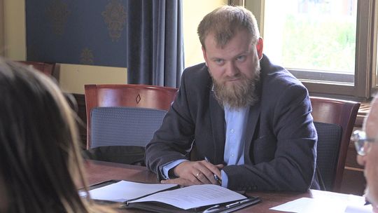 PRZEDSTAWIENIE WNIOSKU I GŁOSOWANIE TRWAŁO 22 SEKUNDY!