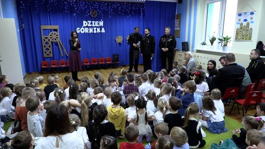 PRZEDSZKOLAKI O GÓRNIKACH - DZIEŃ GÓRNIKA W POLKOWICKIM PRZEDSZKOLU