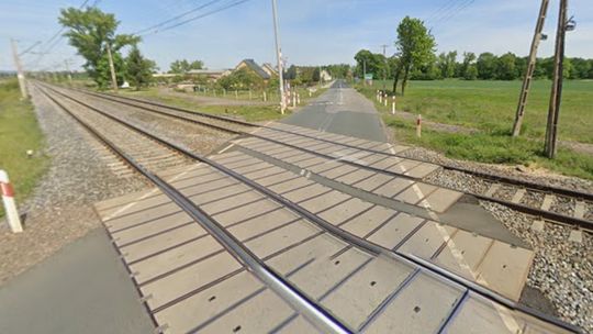 Przejazd kolejowy w Proszówku zamknięty