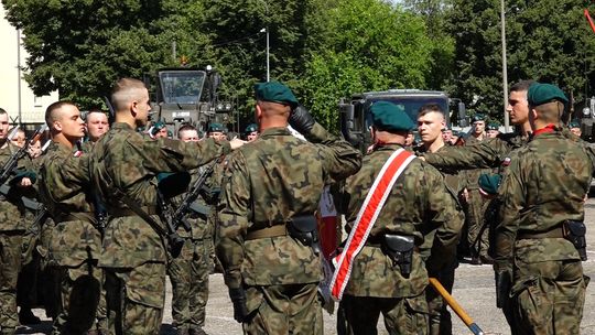 PRZYSIĘGALI BRONIĆ GRANIC OJCZYZNY