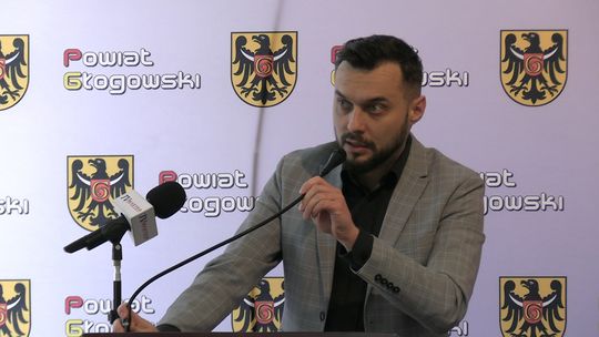 RADNI POWIATOWI BEZ MATERIAŁÓW NA CZAS?