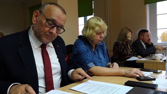 RADNI PYTALI O ŚRODKI NA PROMOCJĘ POWIATU