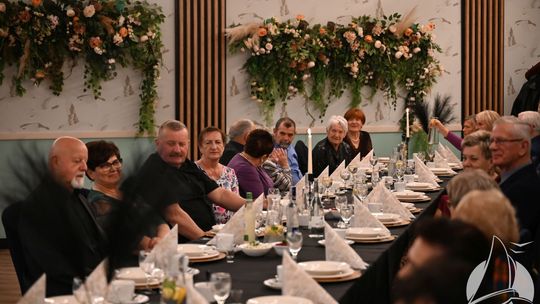 Radość, muzyka i wspólna zabawa – seniorzy świętowali w Sławiance Radość, muzyka i wspólna zabawa – seniorzy świętowali w Sławiance