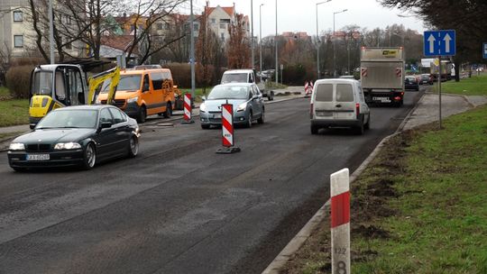 REMONT DROGI, ZAKORKOWANY GŁOGÓW