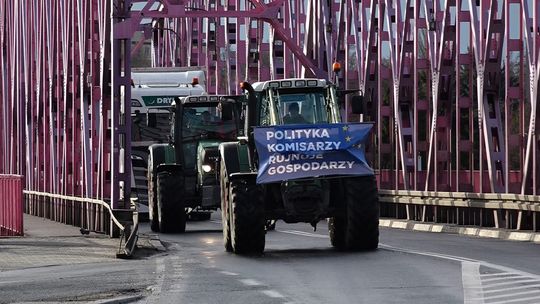 ROLNICY PRZECIW ZIELONEMU ŁADOWI PRZY MOŚCIE TOLERANCJI