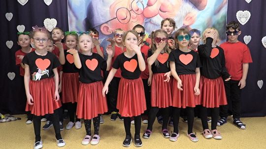 SAMYCH PIĘKNYCH CHWIL DLA WSZYSTKICH BABĆ I DZIADKÓW