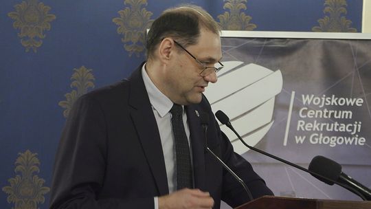 SARZYŃSKI: POWINNIŚMY ODEJŚĆ OD „ŚWIĘTYCH KRÓW”