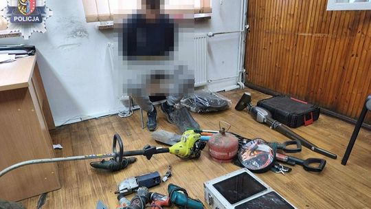 Seria włamań w Przemkowie. Policjanci zatrzymali sprawcę