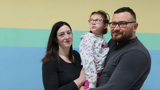 Siatkówka i pomaganie. Turniej charytatywny w SP 12 w Głogowie