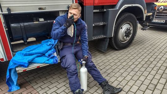 Sierżanci ze Wschowy bohaterami akcji ratunkowej w kamienicy