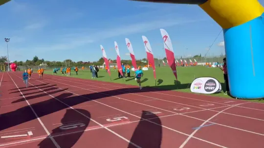 Sport i zabawa. Druga edycja „Z podwórka na bieżnię” w Polkowicach