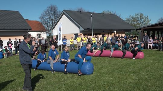 SPORTOWA RYWALIZACJA NA MAJÓWKĘ