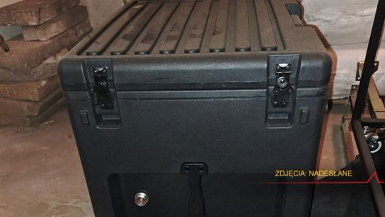 SPRZĘT ZA 200 TYSIĘCY ZŁOTYCH LEŻY I KURZY SIĘ...