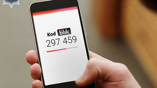 Straty sięgają tysięcy. Oszuści znów atakują metodą „na BLIK”