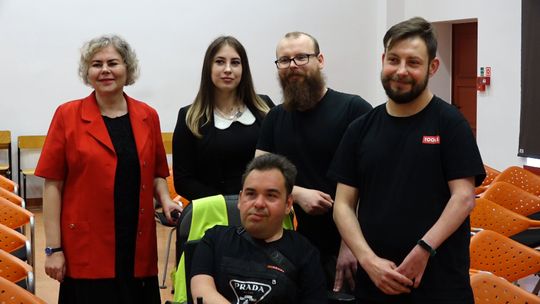 STUDENCI NOWYCH MEDIÓW ZNÓW CHCĄ ZASKOCZYĆ