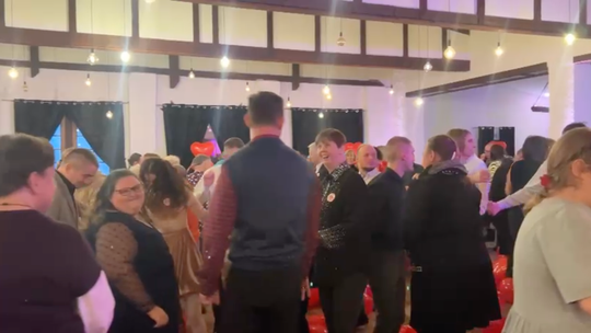 ŚWIETNA ZABAWA PODCZAS POWIATOWEGO BALU WALENTYNKOWEGO