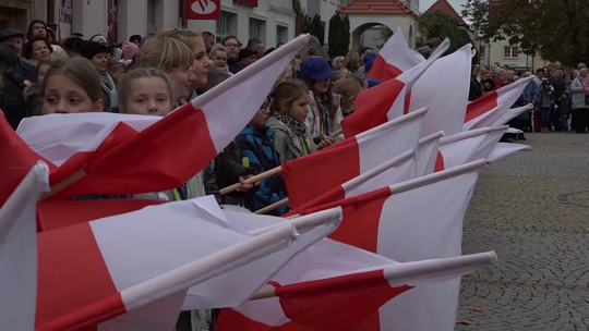 ŚWIĘTO NIEPODLEGŁOŚCI W POLKOWICKIM RYNKU