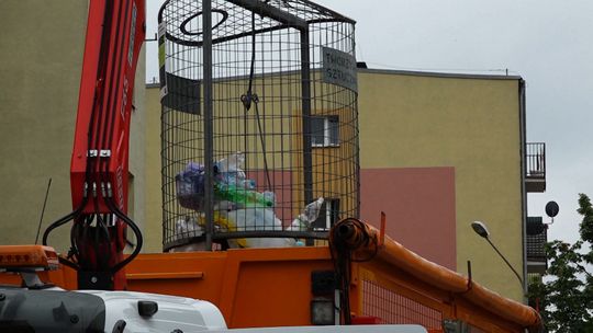 SYSTEM KAUCYJNY KOMPLIKUJE GOSPODARKĘ ODPADAMI?