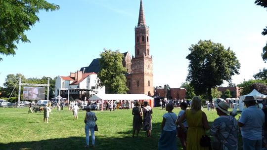 SZUKALI CIENIA GŁOGOWSKIEJ KOLEGIATY