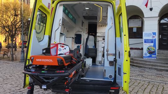 TRZECI NOWY AMBULANS DLA GŁOGOWSKICH RATOWNIKÓW MEDYCZNYCH