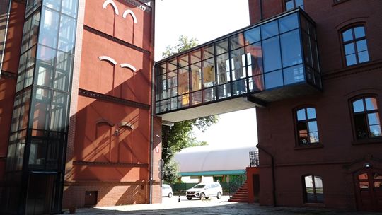 UCZELNIA INWESTUJE NA NOWY ROK AKADEMICKI
