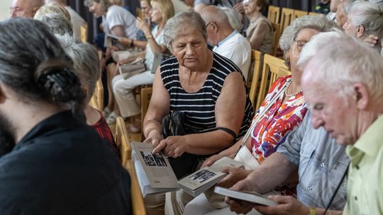 ULICA JEDNOŚCI ROBOTNICZEJ WE WSPOMNIENIACH GŁOGOWIAN