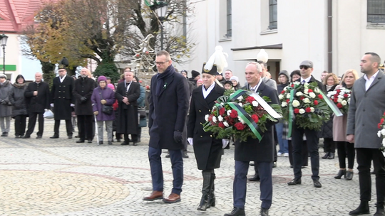 Uroczyście pod górniczym pomnikiem