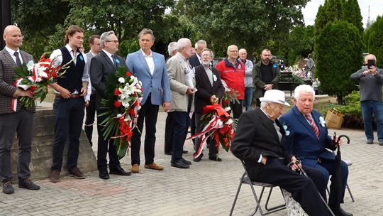 WALCZAK: CORAZ WIĘCEJ I CHĘTNIEJ MÓWI SIĘ O WOŁYNIU