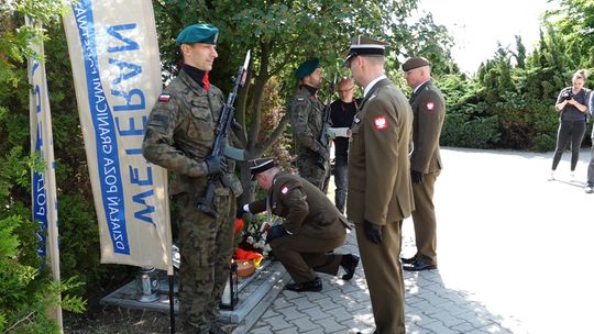 WETERANI PAMIĘTAJĄ O POLEGŁYCH KOLEGACH