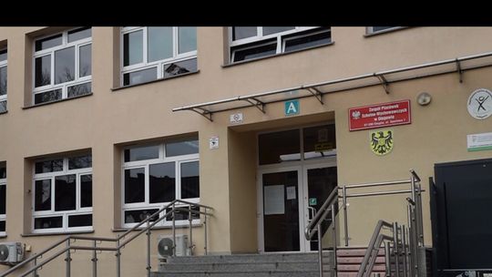 WSPARCIE DLA SZKÓŁ W GŁOGOWIE. NOWE CENTRUM JUŻ OD WRZEŚNIA