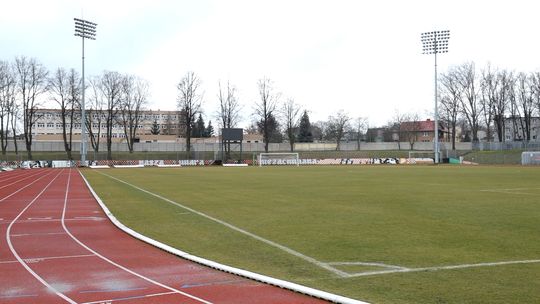 WSZYSTKO PO STAREMU – NIE MA PIENIĘDZY, NIE MA PRZEBUDOWY STADIONU