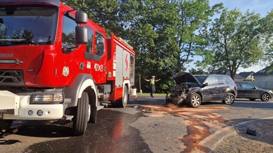 Wypadek na DK12 za Serbami. Dwie osoby trafiły do szpitala