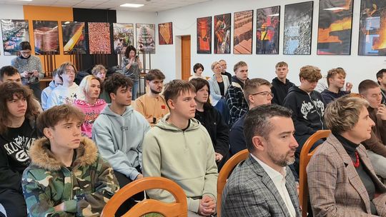 Z GŁOGOWA DO SZWECJI. UCZNIOWIE WRÓCILI Z ZAGRANICZNYCH PRAKTYK Z GŁOGOWA DO SZWECJI. UCZNIOWIE WRÓCILI Z ZAGRANICZNYCH PRAKTYK