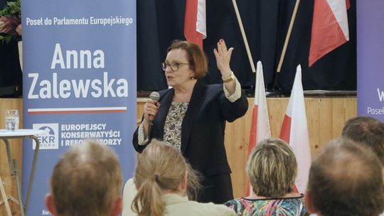 ZALEWSKA: PLAGA WIATRAKOWCÓW OBIECUJE ZŁOTE GÓRY