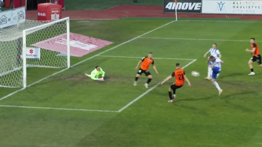 Stal miała okazje, aby w meczu z Chrobrym w Głogowie doprowadzić do remisu.