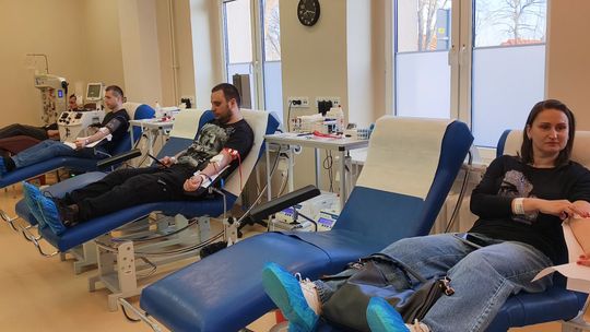 ZAMIAST KWIATÓW - KREW