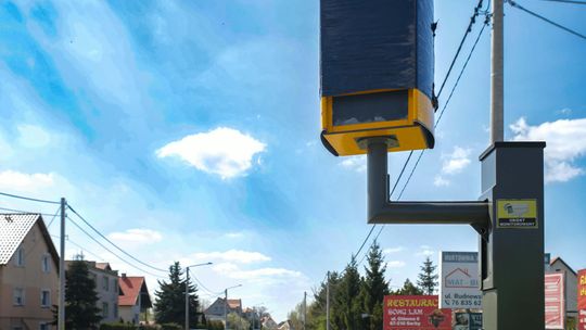 ŻŁOTY FOTORADAR W SREBACH OWINIĘTY CZARNĄ FOLIĄ TO ZIELONE ŚWIATAŁO DLA PIRATÓW