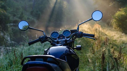 Zorganizowane wycieczki motocyklowe - jakie dają możliwości?