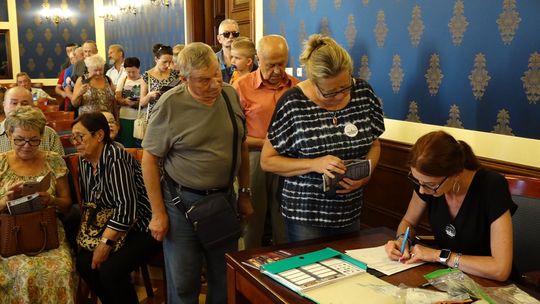 ZWIEDZANIE Z HISTORIĄ
