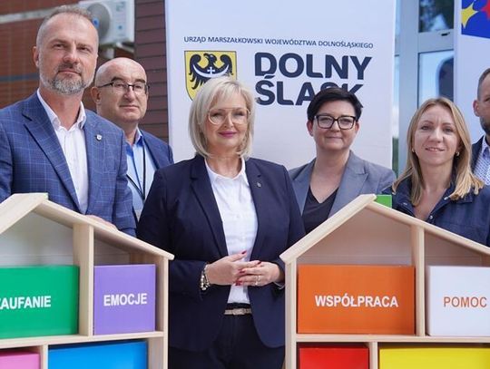 Dziecko w kryzysie nie zostanie samo. Nowe Centra Pomocy na Dolnym Śląsku