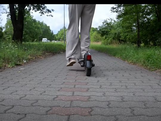 Elektryczna hulajnoga to nie zabawka. Mocny apel policji i lekarzy