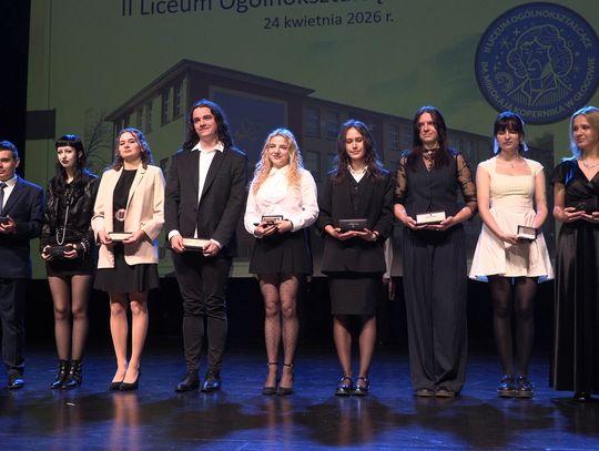 II LO w Głogowie pożegnało abiturientów