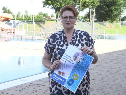 KOLEŻANKI JOLI ZAPRASZAJĄ NA AKCJĘ NA BASENIE